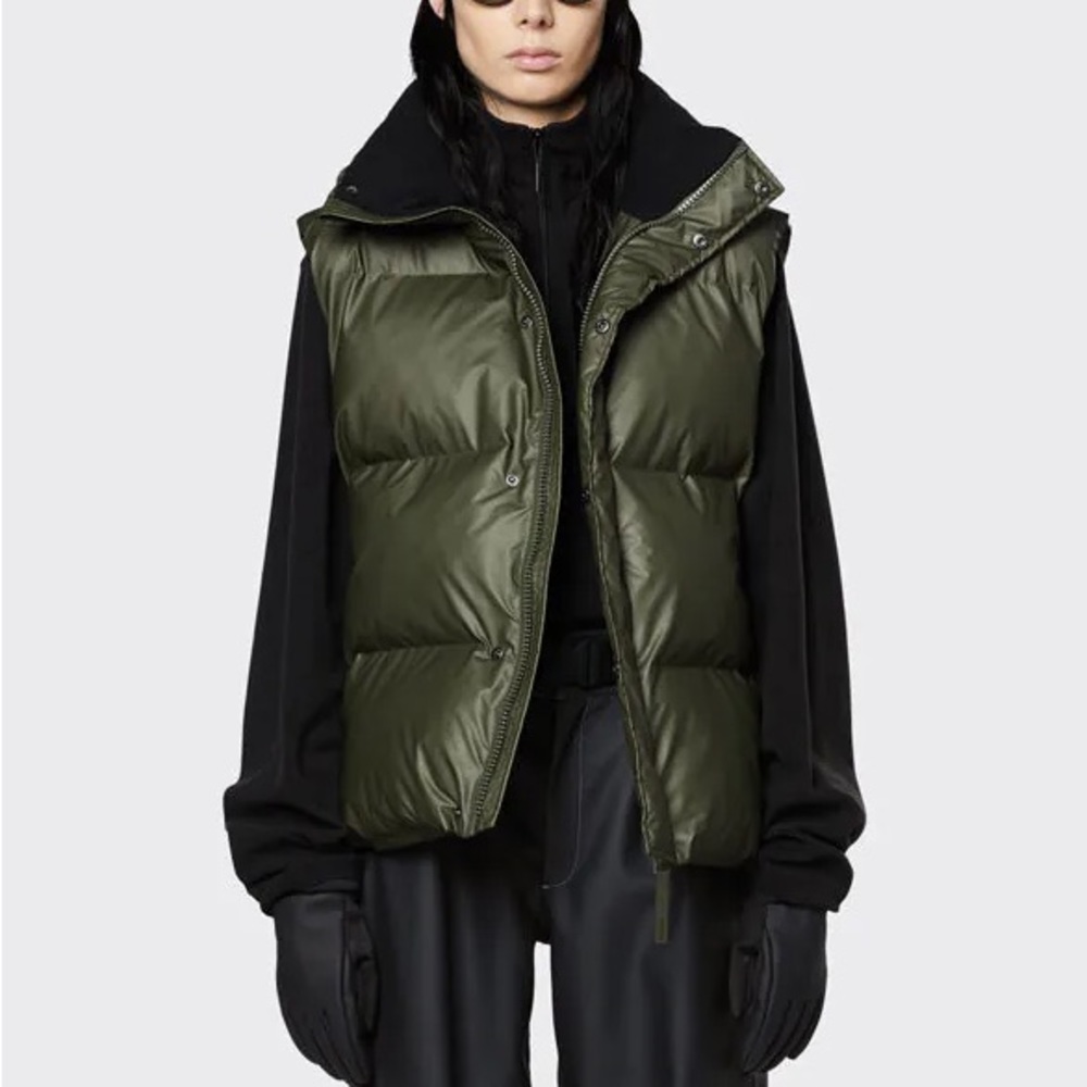 Boxy Puffer Vest, in Evergreen